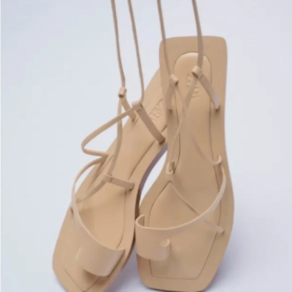 Women's Strappy Square-Toe Sandals in Nude - Picture 3 of 6